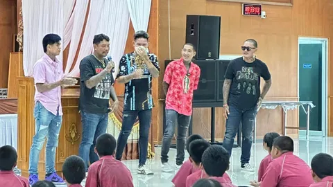 "ร.ร.บัวแก้วเกษร" แจงเหตุผลเชิญ "โอ๊ตคอลาย" มาเป็นวิทยากร อบรมนักเรียน