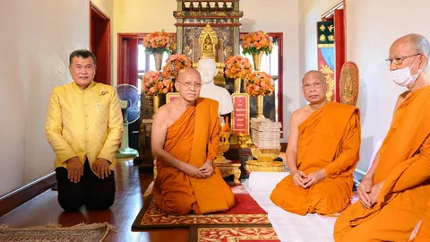 ปลัด มท. ร่วมพิธีบวงสรวงบูรณปฏิสังขรณ์พระตำหนักปั้นหยา วัดบวรฯ