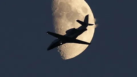 บินเล็กตกใกล้สนามบินในแคลิฟอร์เนียดับยกลำ 6 ศพ ลำที่ 2 รอบ 4 วัน