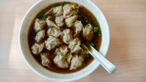 ร้านอาหารจีนงานเข้า จัดแข่งกินจุเขมือบเกี๊ยว 108 ชิ้น โดน จนท.ตรวจสอบ