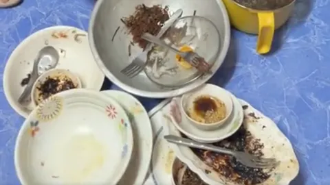 วิจารณ์สนั่น คลิปแม่เปิดห้องหลานสาว เจอ "ถ้วยจาน" ที่ยังไม่ล้างอยู่เต็มตู้