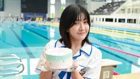 "เจนนิษฐ์" แฮปปี้ "พี่มิว" ยกเค้กเซอร์ไพรส์วันเกิด