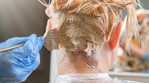 สีย้อมผมยี่ห้อไหนดี 2024 สีติดทน ผมสุขภาพดี สวยสะดุดตา