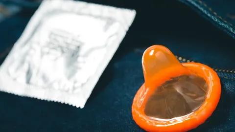 Safe Sex Guide 101 มีเซ็กซ์อย่างปลอดภัย ป้องกันโรคติดต่อทางเพศสัมพันธ์