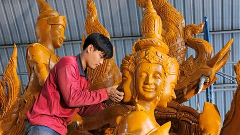 “เทียนพรรษา” ที่อุบล+“หัตถศิลป์ไทยสู่สากล” 2566