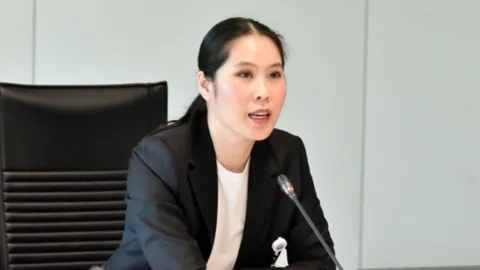 ศาลพิพากษาจำคุก 1 ปี ปรับ 2 แสน "ธณิกานต์" อดีต สส.พปชร.เสียบบัตรแทน