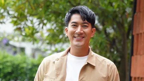 "นัท อติรุจ" อัปเดตหัวใจ พร้อมเผยได้รับบทบาทท้าทายในละคร "ดวงใจจอมกระบี่"