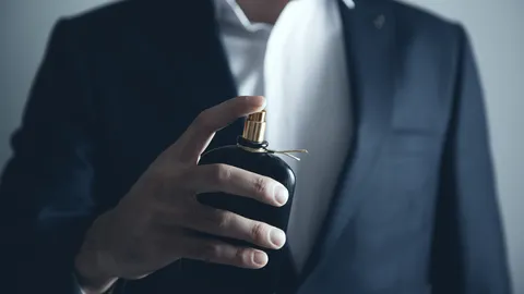 น้ำหอมผู้ชาย 2023 เลือกอย่างไร ให้เหมาะกับบุคลิก สร้างเสน่ห์มัดใจสาวๆ