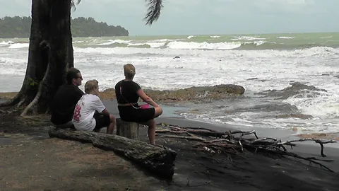 สภาพอากาศวันพรุ่งนี้ ไต้ฝุ่นทกซูรีขึ้นฝั่งมณฑลฝูเจี้ยน ไทยตอนบนฝนมาก