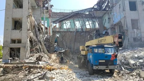 รัสเซียโจมตีเมืองบ้านเกิดเซเลนสกี ดับ 6 ศพ รวมเด็กอายุแค่ 10 ขวบ