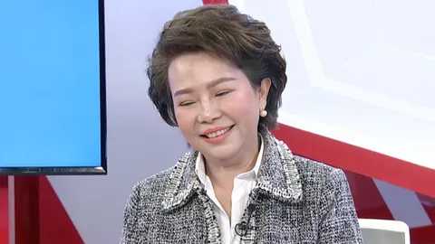"อมรัตน์" ชี้ ม.112 เป็นเพียงข้ออ้าง มีหรือไม่มี "ก้าวไกล" ก็โดนผลักเป็นฝ่ายค้าน