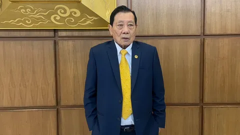 ศึกชิงหัวหน้า ปชป.ยังระอุ ร้อง กกต.ชี้ มติประชุมใหญ่ 9 ก.ค.ส่อโมฆะ