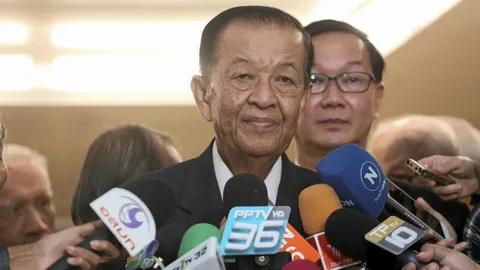 ลุ้นศาลรธน.นัด 16 ส.ค. รับ-ไม่รับ ญัตตินายกฯซํ้า "วันนอร์" ถกแก้ ม.272 แทน (คลิป)