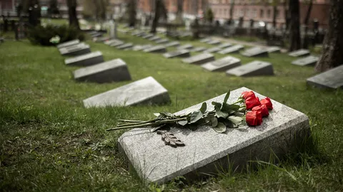 ทำไมธุรกิจจัดงานศพ สร้างเม็ดเงินมหาศาลให้สหรัฐฯ จึงเป็นฝันร้ายสำหรับชาวอเมริกัน