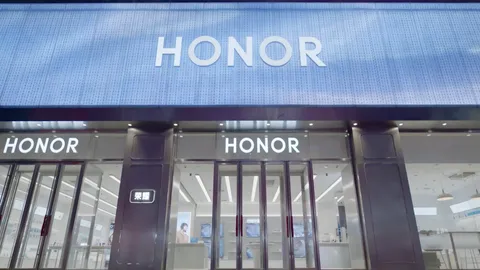 Honor เตรียมส่งมือถือจอพับรุ่นใหม่ที่งาน IFA 2023