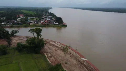 น้ำโขงวิกฤติหนัก เกือบล้นตลิ่ง ไหลท่วมพื้นที่นาข้าวแล้ว 5 พันไร่ 