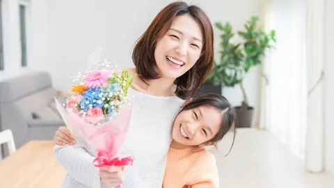 100 คําคมวันแม่ 2568 ซึ้งๆ กวนๆ บอกรักแม่จากหัวใจ อ่านแล้วอมยิ้ม