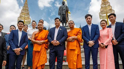 ทำบุญ (คลิป)