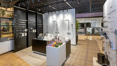 “คริสตัล โฮม” ศูนย์รวมอุปกรณ์ตกแต่งห้องน้ำสุดหรู