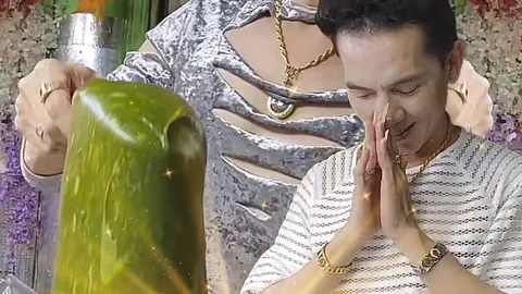 ‘เจ๊ไก่แจ้’ ขวัญใจนักเสี่ยงโชค ปังจนเป็นไวรัลคลิป เผยที่มาเต้นเพลง “อาฮะ...อาฮะ” (คลิป)