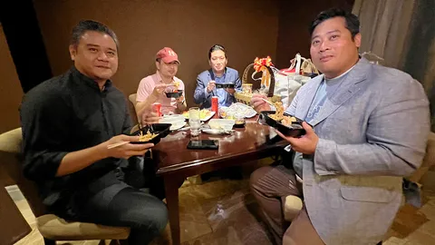 "ท่านอ่อง" โพสต์แรงบันดาลใจ ยึดเสด็จทวด หวังตามรอย หมอรักษาคน ท่านอ้นสมใจ ได้กินผัดไทย (คลิป)