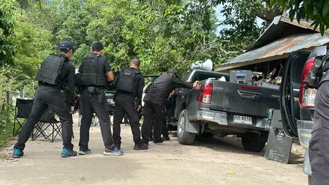 ปะทะเดือด วิสามัญ 2 ศพ โจรใต้หมายจับเพียบ พบซ่อนตัวในห้องลับ (คลิป)