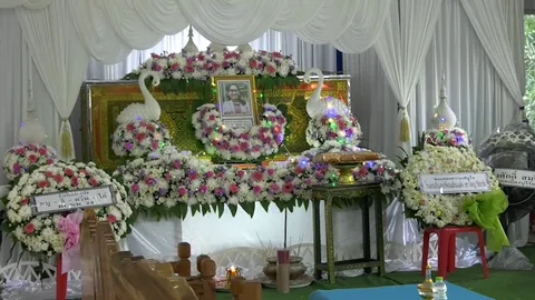 เปิดใจ "น้องพลอย" เล่านาทีขอลางานไปดูใจแม่ ล่าสุดบริษัทสั่งย้าย "พี่กบ" แล้ว (คลิป)