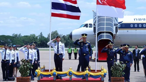 "บิ๊กตุ๊ด" เปิดทัพฟ้ารับ "ผบ.ทอ.สิงคโปร์" สานสัมพันธ์ 40 ปี การฝึกร่วม