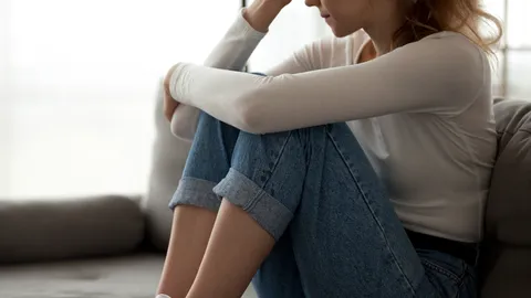 ชวนเช็ก 8 พฤติกรรมสุ่มเสี่ยง สัญญาณเตือน ‘โรคซึมเศร้า’