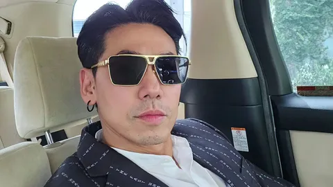 เอ๊ะยังไง ดีเจเพชรจ้า โพสต์ภาพคู่สาวสวยข้างกาย คนสงสัยเปิดตัวแฟนรึเปล่า 