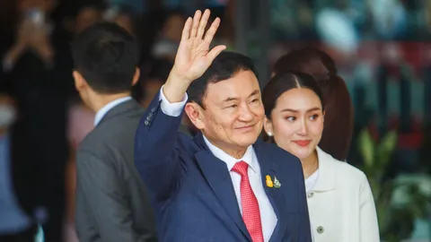 เปิดประวัติ "ทักษิณ ชินวัตร" อดีตนายกฯ เคยถูกรัฐประหารปี 49 กลับไทย