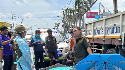 อุบัติเหตุสยอง รถพ่วงทับ จยย. ขยี้สลด 3 ศพ