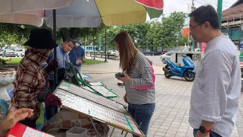 คอหวยคึกคัก ตามซื้อ "เลขเด็ดทักษิณ" กลับไทย ไปเสี่ยงโชคงวดนี้ 1/9/66