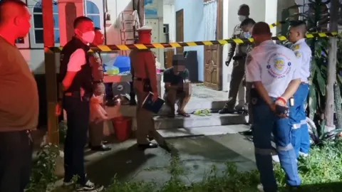 ทรพี ก่อเหตุปิตุฆาต ฉุนพ่อปิดประตูเสียงดัง มีดเสียบดับพรุนกว่า 10 แผล
