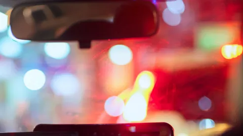 วิจารณ์ยับ คนขับทิ้งผู้โดยสารลงกลางทาง เหตุไม่ยอมจ่ายค่ารถเพิ่ม จากราคาในแอปฯ