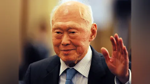 ผู้นำดีชาติเจริญ