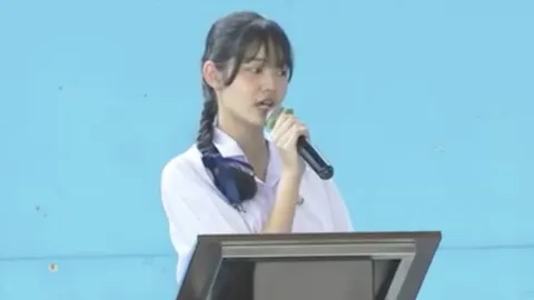 โซเชียลแห่ชื่นชม เด็ก ม.4 โรงเรียนดัง กล่าวสุนทรพจน์ภาษาอังกฤษ สำเนียงเป๊ะมาก (คลิป)