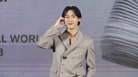 แบมแบม GOT7 แถลงเวิลด์ทัวร์ อากาเซ่กรี๊ดห้างแตก มาร์ค ต้วน เป็นแขกพิเศษ