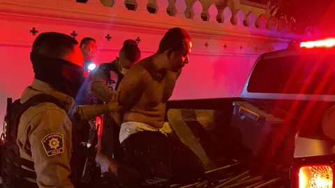 ผู้รับเหมาขับปิกอัพชนเพื่อนผู้หญิงดับ หลังซิ่งไล่ล่าคนมีเรื่องในวงเหล้า  