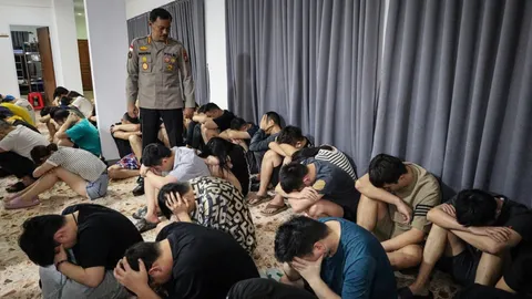 ตร.อินโดนีเซีย จับ 88 ผู้ต้องสงสัย ทลายแก๊งหลอกรักตุ๋นเงินเหยื่อในจีนอื้อ