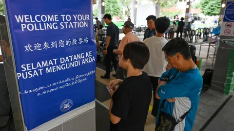 สิงคโปร์จัดการเลือกตั้งประธานาธิบดีครั้งแรกในรอบกว่า 10 ปี