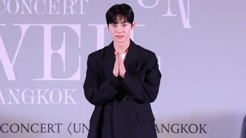 ฮวัง มินฮยอน เดินทางถึงไทย เตรียมขึ้นมินิคอนเสิร์ตพร้อมโชว์สุดเซอร์ไพรส์