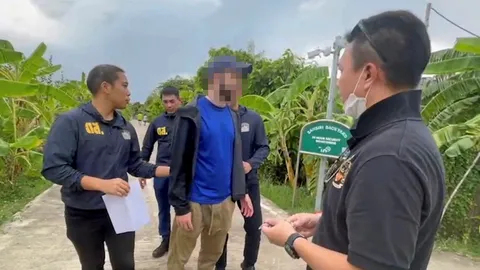 ขยี้สาว 16