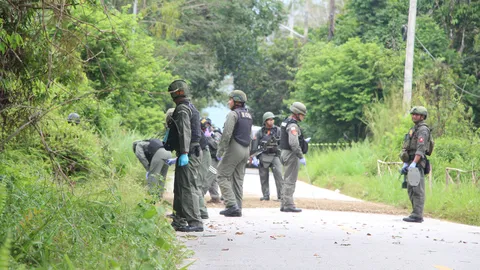 บึมสนั่นสุไหงปาดี ทหารพัฒนาเจ็บ 2 นาย กัดฟันขับรถหนีดงโจรใต้