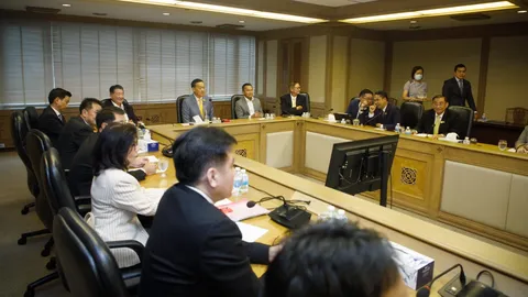 “เศรษฐา” ทานมื้อเที่ยงกับ 16 รมต. ย้ำ เร่งทำงาน อย่าอ้างมีข้อจำกัด 