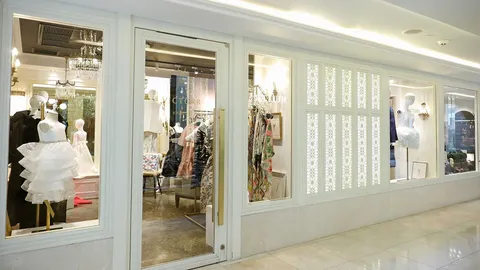 ดร.ต่อ-วิราวรรณ รังสรรค์งานสุดเป๊ะ! ดัน Victorr แบรนด์อีฟนิ่งแวร์ติดลมบน