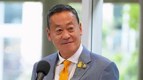 “เศรษฐา” แก้ทุกข์ชาวบ้าน ห้ามรมต.พูด “ทําไม่ได้” รีบขอโทษปมโยนปากกา (คลิป)