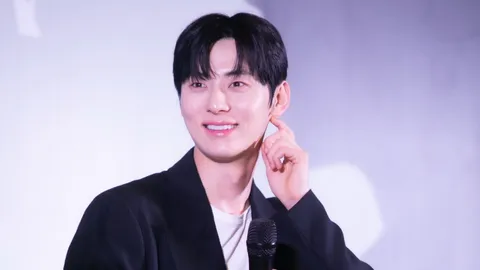 ฮวัง มินฮยอน หล่อละมุน เสน่ห์ล้น อ้อนอยากเจอไอ้ต้าวฮวังโดจังครับ