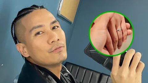 สาวๆอกหักเมื่อ แบงค์ แคลช ลงภาพแหวนเพชรบนนิ้วของแฟนสาว พร้อมแคปชันหวาน