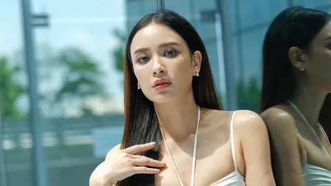 "เบนซ์-ปุณยาพร" ทะเลาะ "เอ๊ะ-อิศริยา" ผู้จัด "เลือดกากี" ฟาด "โม-อมีนา"